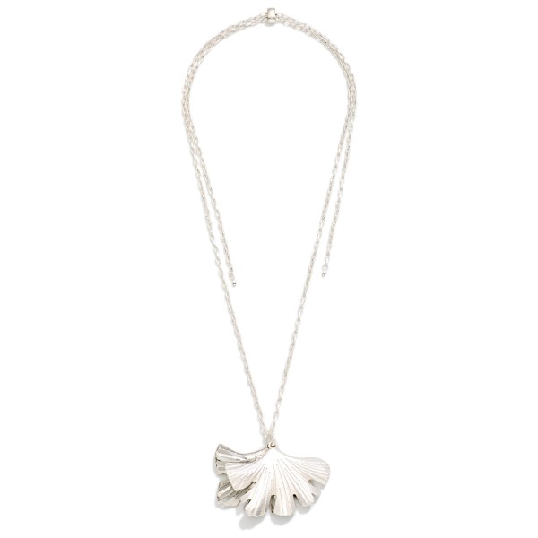 Long Chain Link Necklace Featuring Metal Tone Gingko Leaf Pendant 

- Approximately 26" L