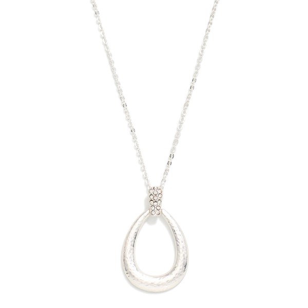 Chain Link Necklace Featuring Textured Metal Teardrop Pendant With Rhinestone Details 

- Approximately 18" L
- Extender 3" L