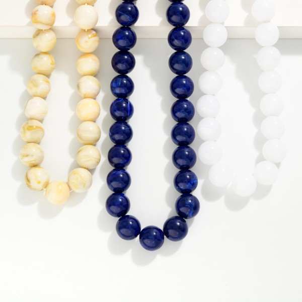 Marbled Acetate Bead Beaded Necklace 

- Approximately 14" L