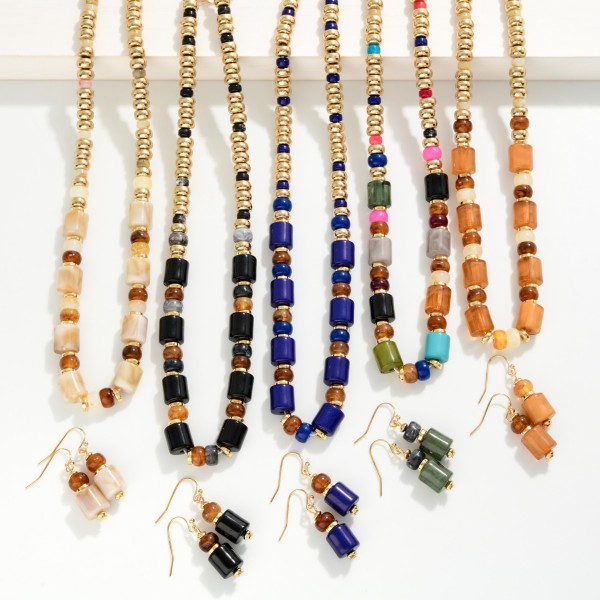 Marbled Acetate Cylinder & Metal Tone Bead Beaded Necklace & Earrings Set 

- Earrings Approximately 1.25" L
- Necklace Approximately 14" L

