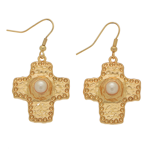 Wholesale gold hammered metal cross earrings ivory pearl bead