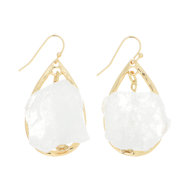 Wholesale gold fishhook earrings hammered metal teardrop white natural stone ce