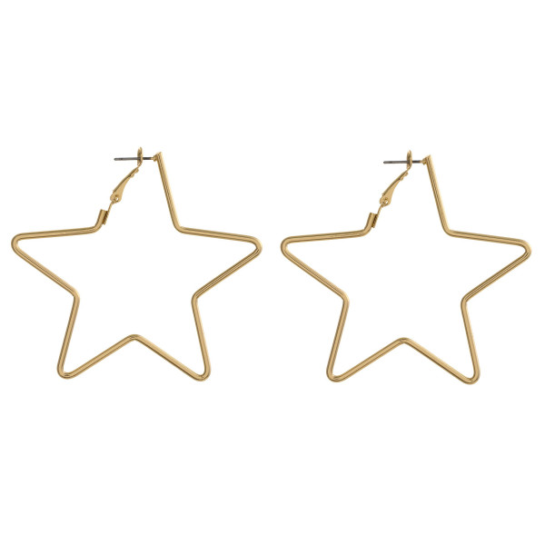 Metal Star Shaped Hoops

-Approximately  2.5" in length.