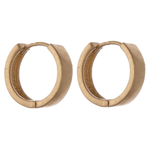 Wholesale dainty gold stud huggie hoop earring set Stud mm diameter Hoop diamete