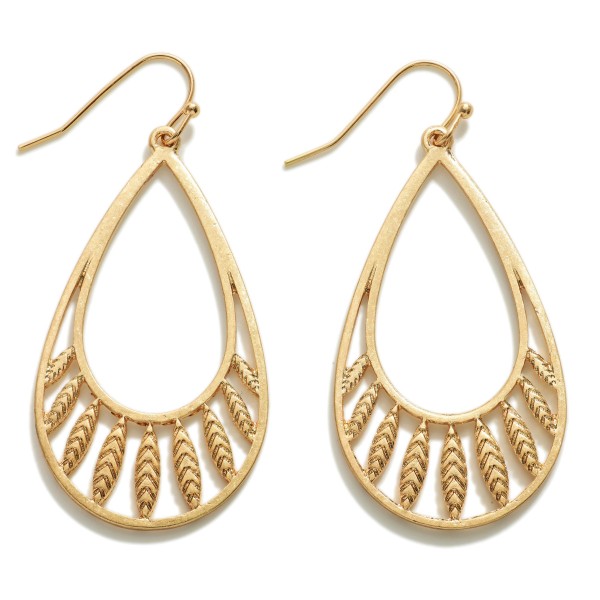 Wholesale gold Metal Drop Earrings Leaf Accents Long