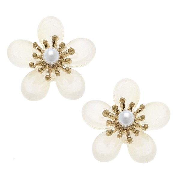 Wholesale iridescent Flower Shell Stud Earring W