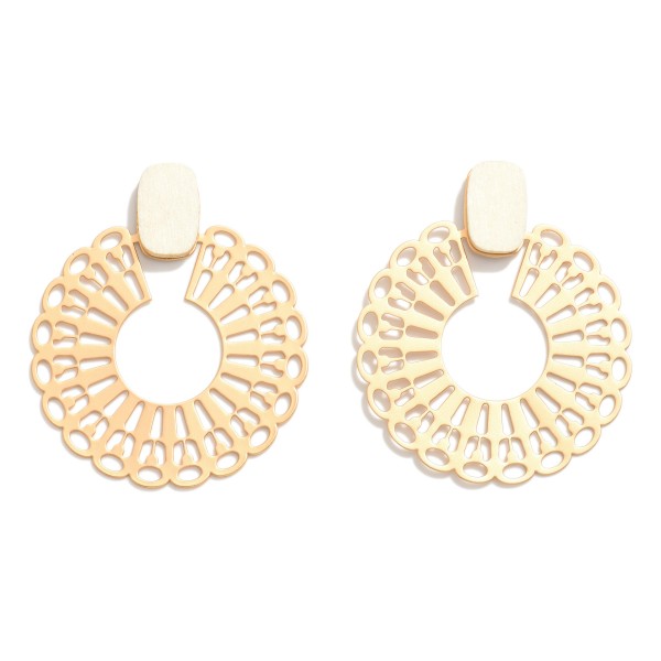 Wholesale filigree Gold Drop Earrings Wood Details L