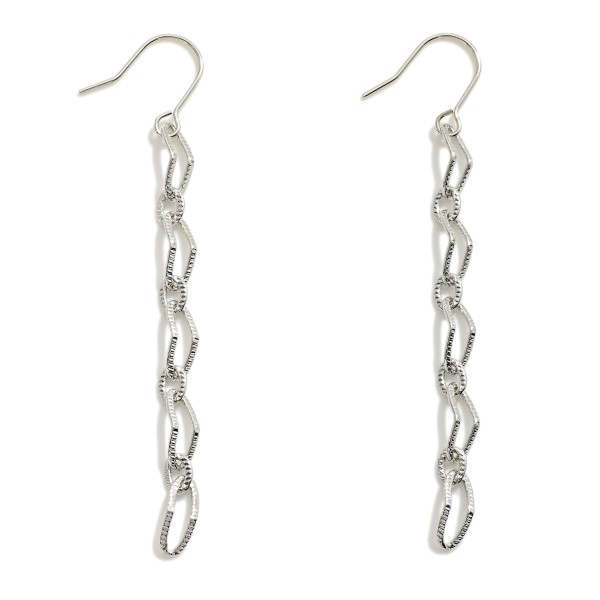 Dainty Paperclip Metal Chain Link Earrings

- Approximately 2" L
- Handmade in Korea
- Gold is 14K Gold Dipped / Silver is Rhodium Plated 