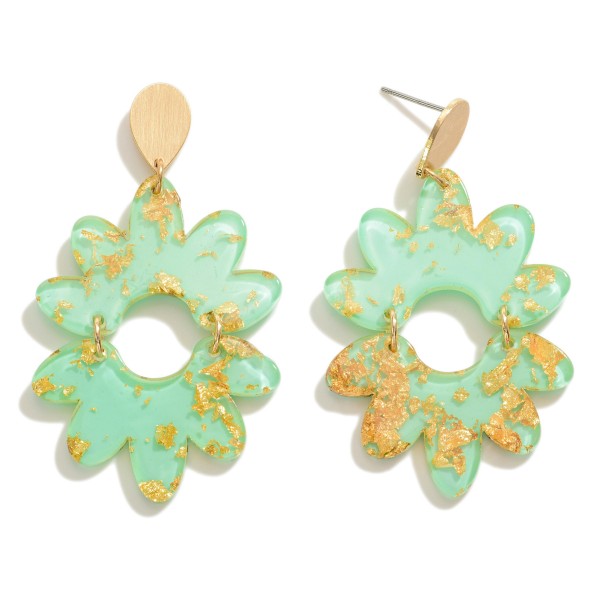 Wholesale resin Flower Drop Earring Gold Flake Detail L