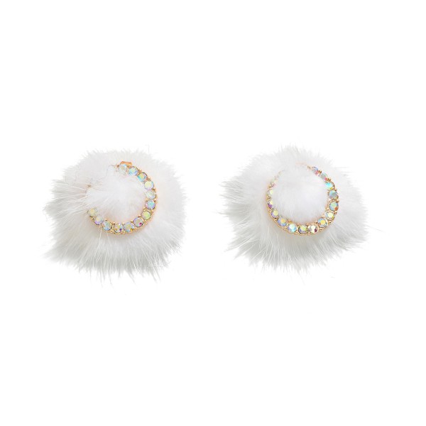 Circular Rhinestone Stud With Faux Feather Pom Earring Jacket

- Approximately 0.75" L

* Pom Attached To Earring Back 