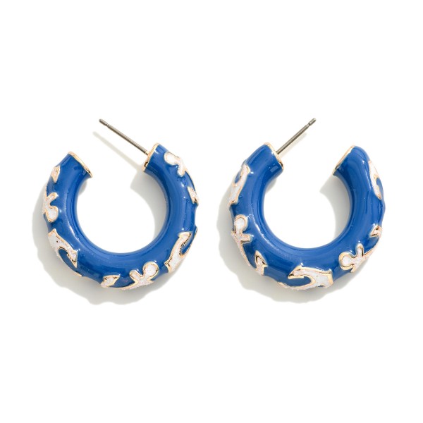 Enamel Coated Metal Hoop Earrings With Glitter Anchors

- Approximately 1" D