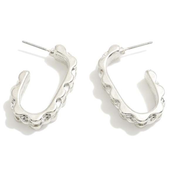 Metal Fixed Links Hoop Earrings

- Approximately 1" L