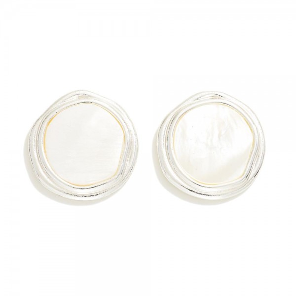 Wholesale mother Pearl Stud Earrings Metal Border L