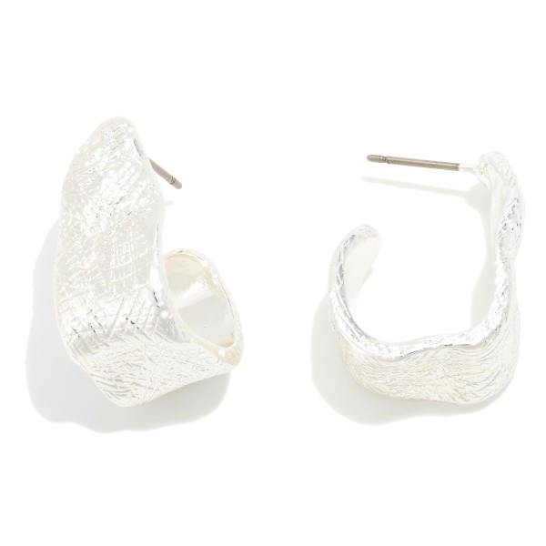 Wholesale textured Metal Squared Drop Hoop Earrings D Hypoallergenic Brass Base