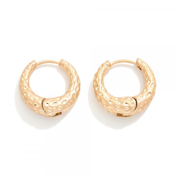 Wholesale textured Metal Tapered Huggie Hoop Earrings D