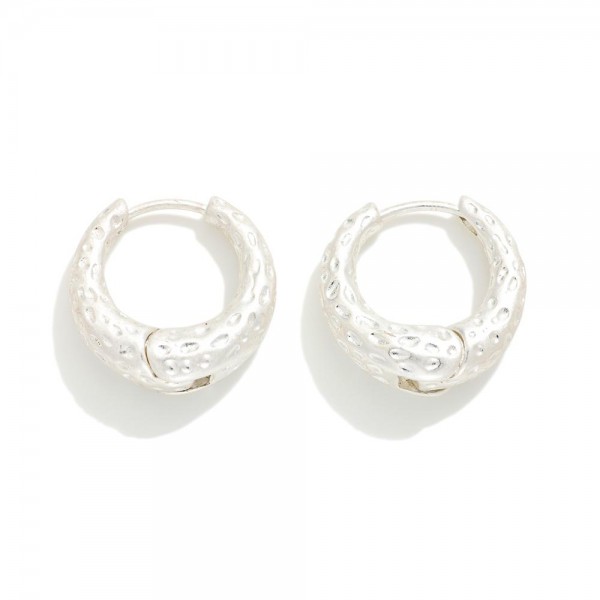 Wholesale textured Metal Tapered Huggie Hoop Earrings D