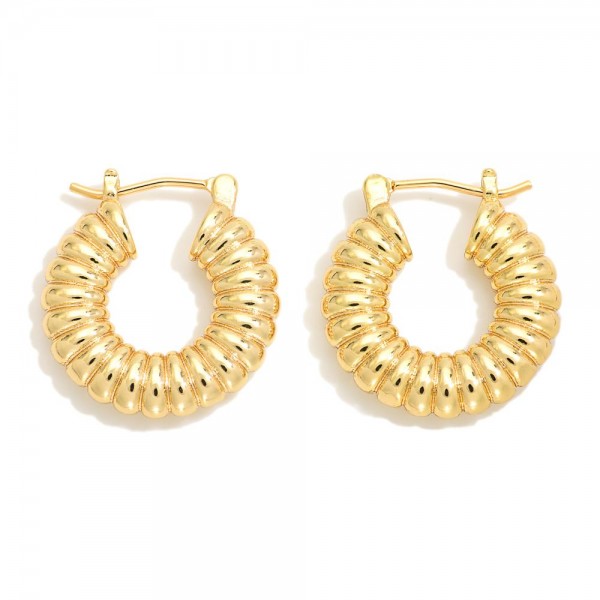 Wholesale do Everything Love Ridged Metal Huggie Hoop Earrings Brass Base Hypoal