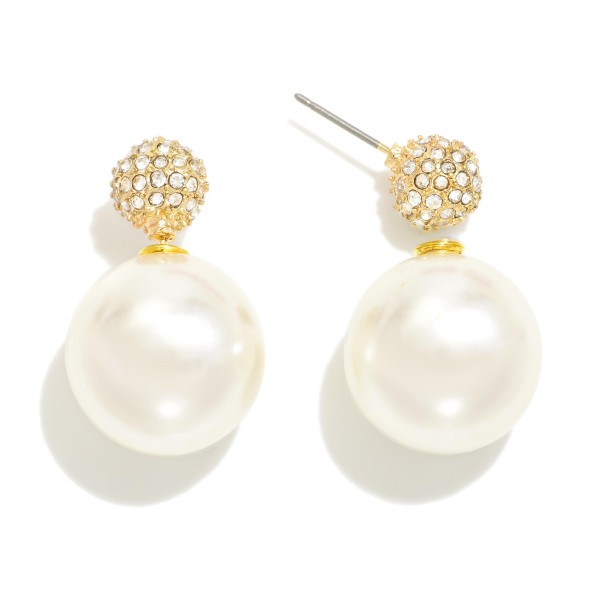 Double-Sided Pearl & Rhinestone Stud Earrings 

- Approximately: Rhinestone .25" L
                           Pearl .50" L
 