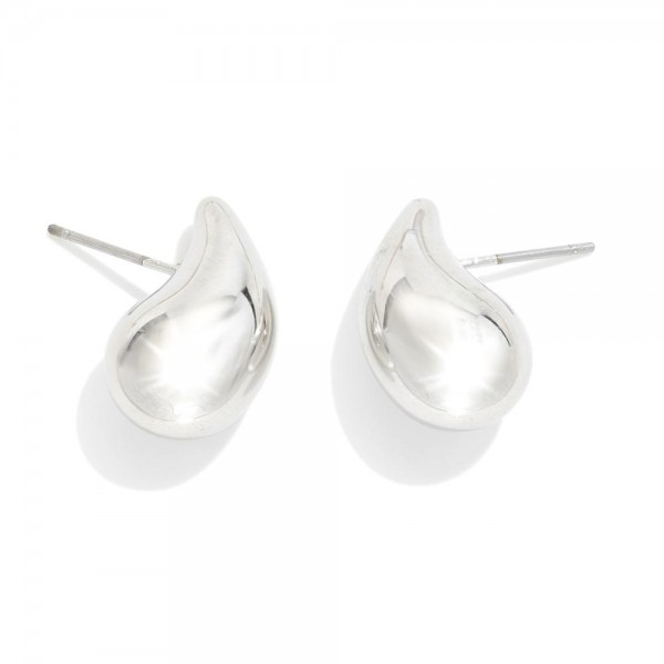 Metal Tone Teardrop Post Drop Earrings 

- Approximately .75" L