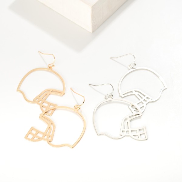 Metal Football Helmet Outline Drop Earrings
- Approximately 2.25" L