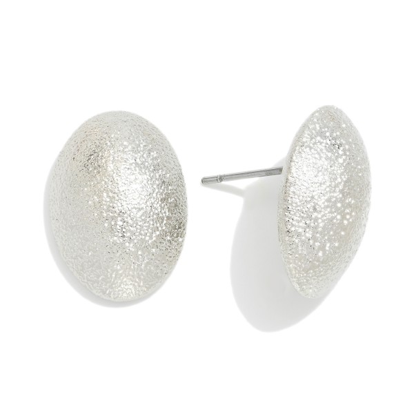 Wholesale textured Metal Oval Stud Earrings L
