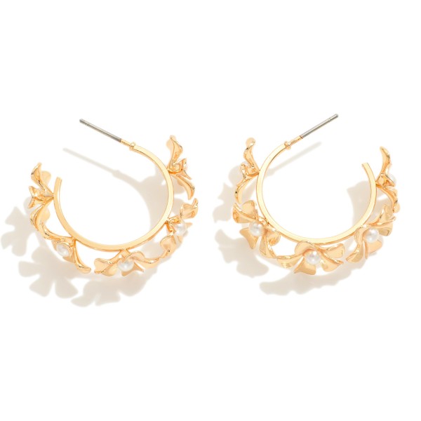 Wholesale pearl Studded Metal Flowers Hoop Earrings D