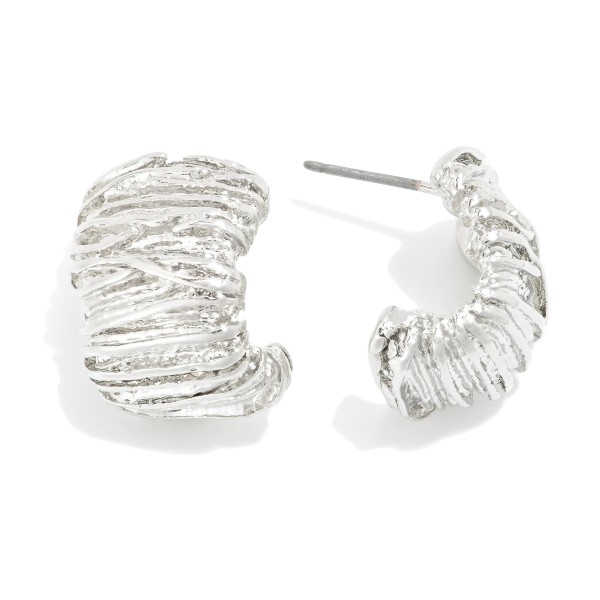Wholesale textured Metal Curl Half Hoop Earrings L