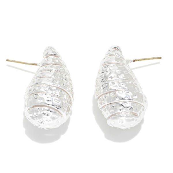 Wholesale dimpled Metal Spiral Teardrop Post Drop Earrings L