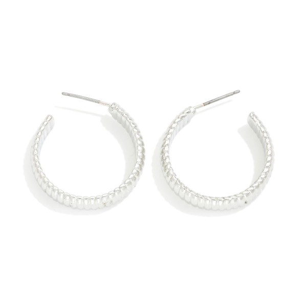 Wholesale ribbed Metal Hoop Earrings D