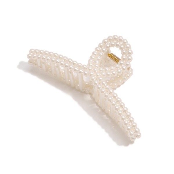 Wholesale acetate Pearls Criss Cross Hair Claw W
