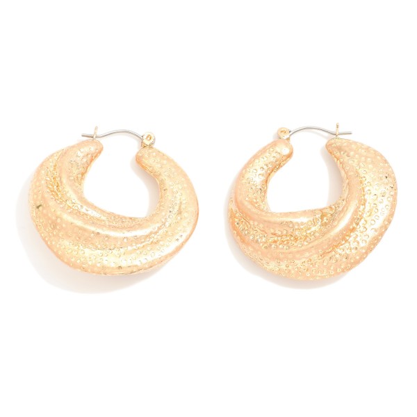 Wholesale chunky Textured Metal Ridged Hoop Earrings D