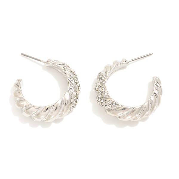 Wholesale ridged Hoop Earrings Rhinestone Details D