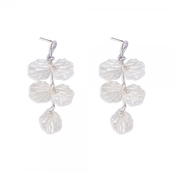 Wholesale linked Pearl Shell Post Drop Earrings Metal Knot Post Rhinestone Detai