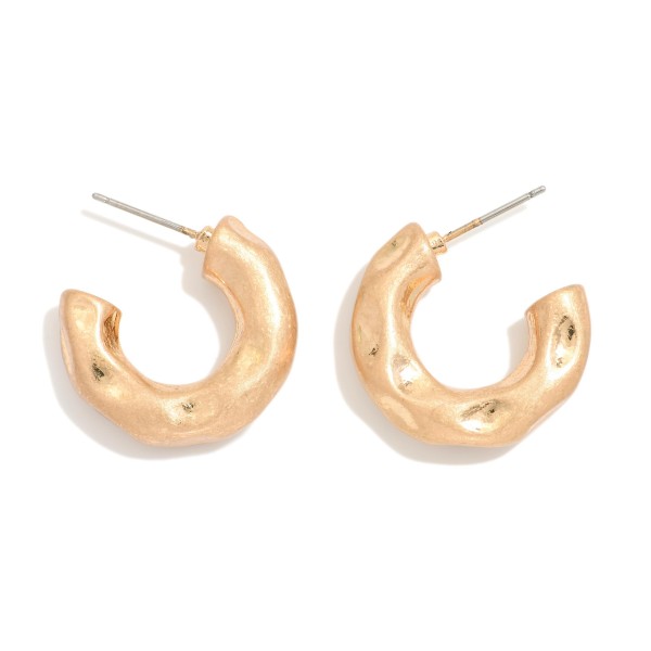 Wholesale pinched Metal Hoop Earrings D