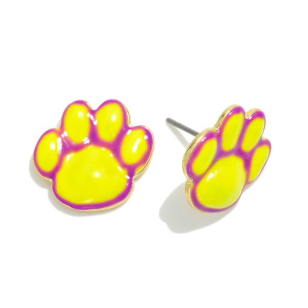 Wholesale painted Metal Paw Print Stud Earrings L