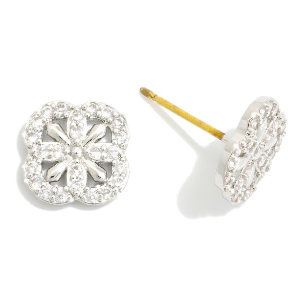 Wholesale clover Stud Earrings Rhinestone Details L