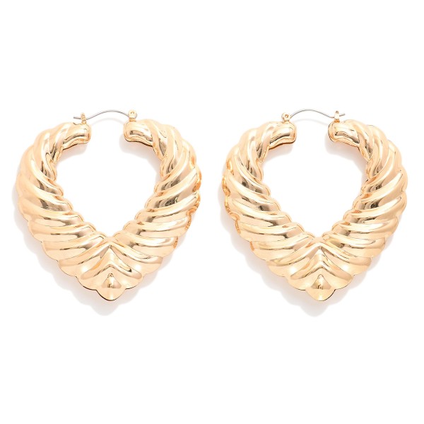 Wholesale large Ribbed Metal Heart Hoop Earrings L