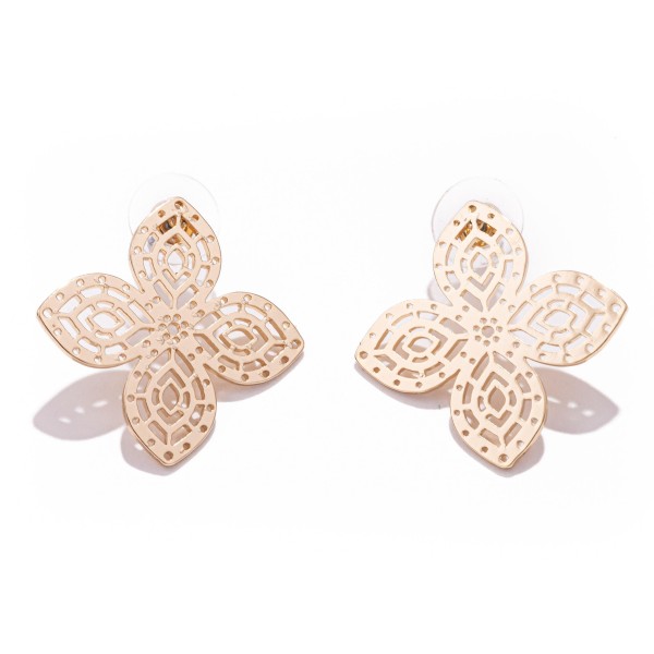Wholesale metal Clover Post Drop Earrings Cut Out Details L