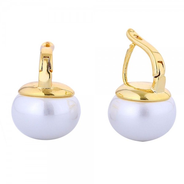 Wholesale do Everything Love Leverback Huggie Hoop Earrings Pearl Detail L Gold