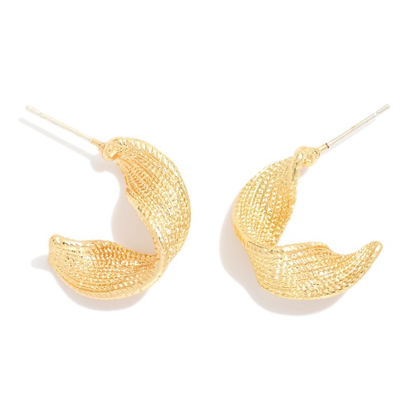 Wholesale textured Metal Wavy Hoop Earrings K Gold Dipped Sterling Silver Post D