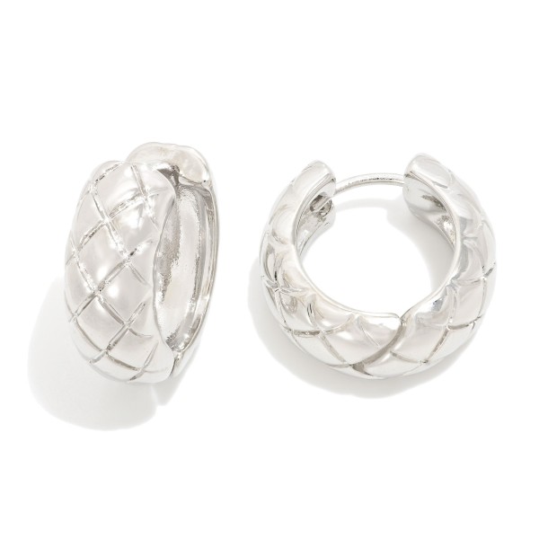 Wholesale quilted Metal Huggie Hoop Earrings D