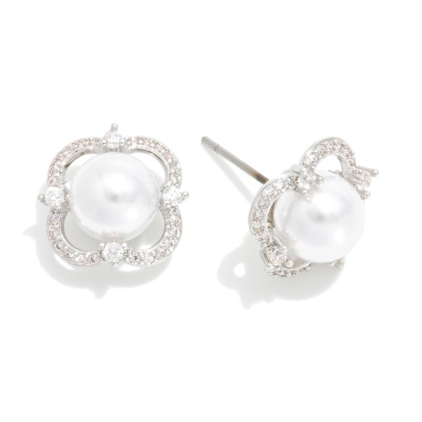 Wholesale pearl Stud Earrings Rhinestone Studded Clover Border L