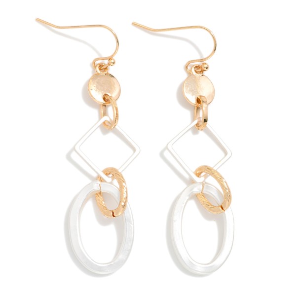 Chain Linked Metal Tone Geometric Shapes Drop Earrings 

- Approximately 2.25" L