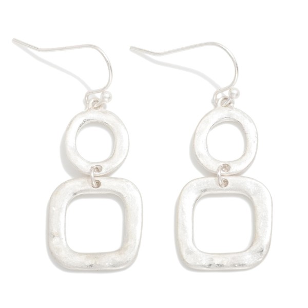Linked Hammered Metal Circle & Square Drop Earrings 

- Approximately 1.5" L