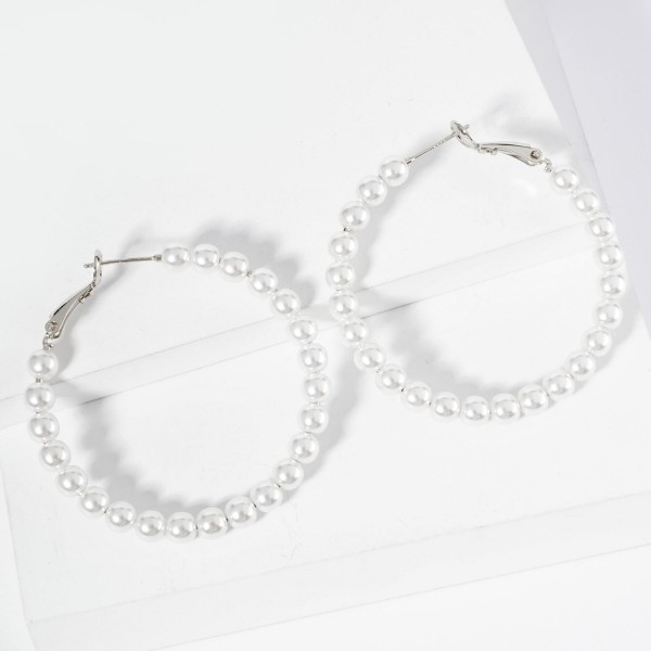 Pearl Beaded Hoop Earrings 

- Gold Dipped
- Approximately 1.5" D