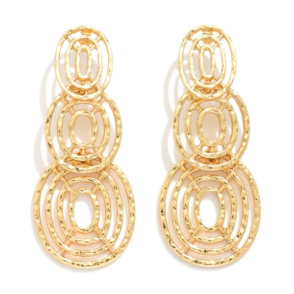 Hammered Metal Linked Cut Out Circles Post Drop Earrings 

- Approximately 2" L