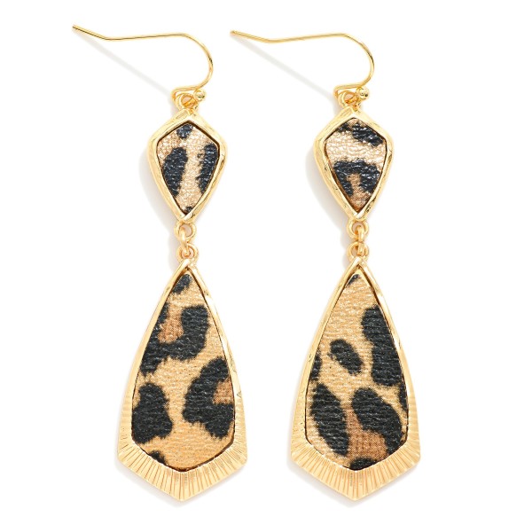 Linked Vegan Leather & Gold Geometric Shape Drop Earrings 

- Approximately 2.5" L