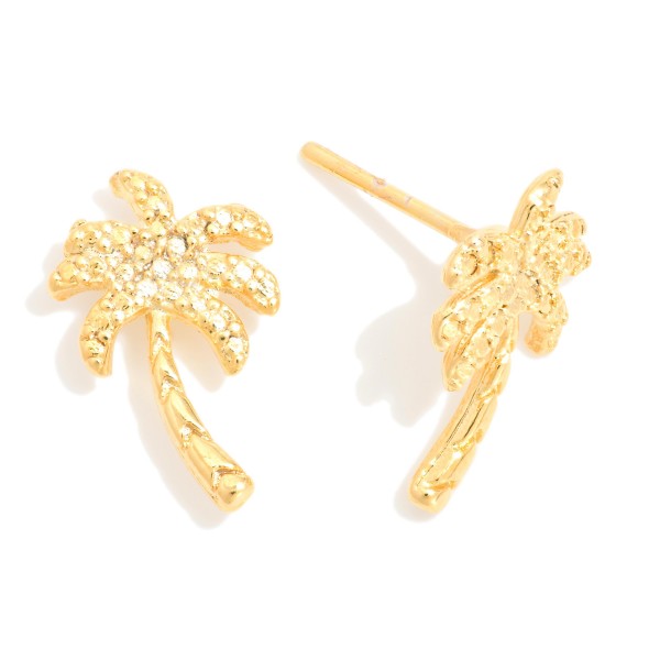 Gold Tone Textured Palm Tree Stud Earring 

- Approximately .25" D
- 18k Gold Filled
- Hypoallergenic
- Made In Brazil