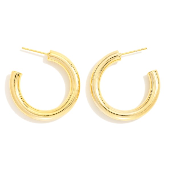 Chunky Metal Tube Hoop Earrings 

- Gold Dipped
- Approximately 1" D