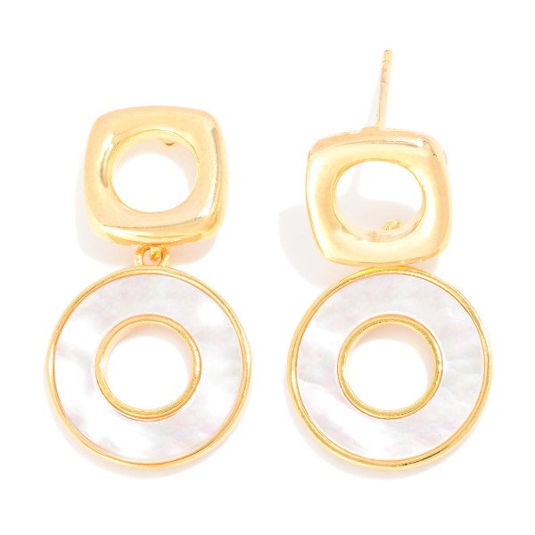 Linked Metal Squared Post Drop Earrings Featuring Pearlescent Dangle Circle 

- Approximately 1" L
- 18k Gold Filled
- Hypoallergenic
- Made In Brazil

